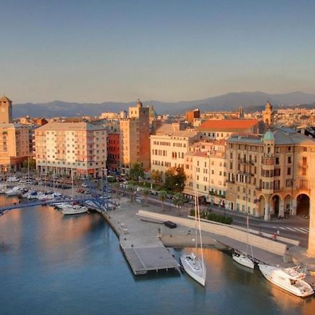 Apartmán Sabrina'S Relax Fra Mare E Storia Savona Exteriér fotografie