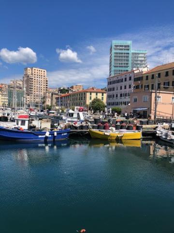 Apartmán Sabrina'S Relax Fra Mare E Storia Savona Exteriér fotografie