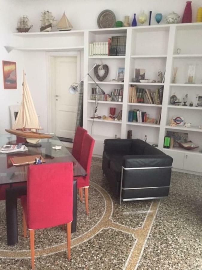 Apartmán Sabrina'S Relax Fra Mare E Storia Savona Exteriér fotografie